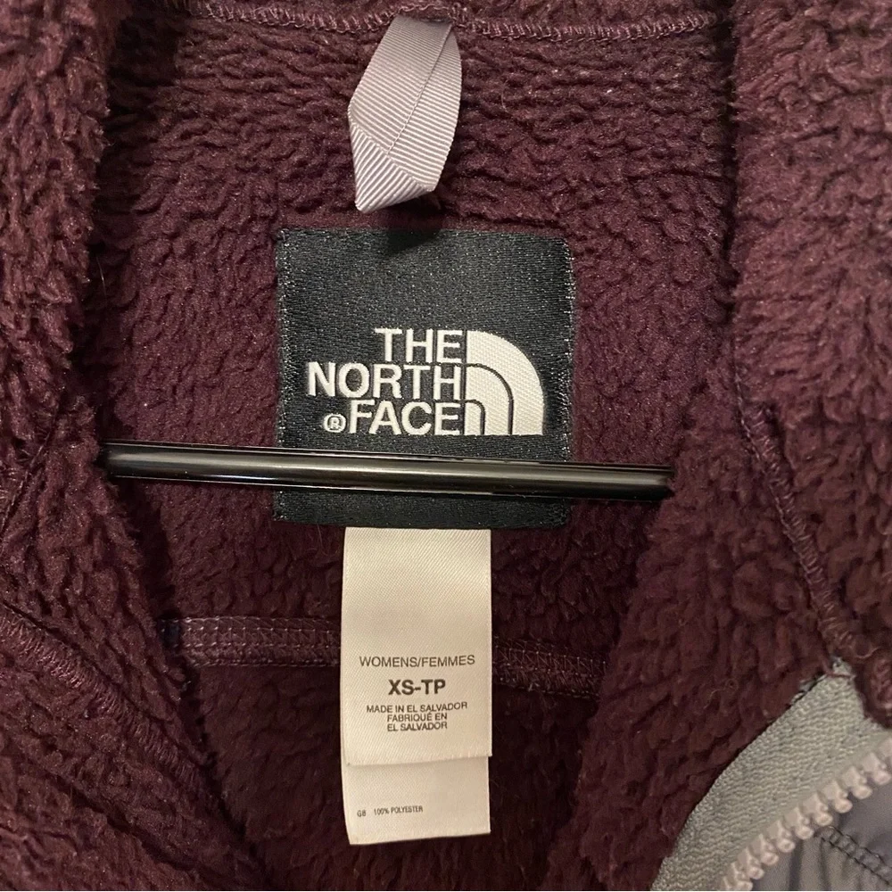 Women's‎ The North Face Gray and Purple Fleece Jacket Summit Series XS